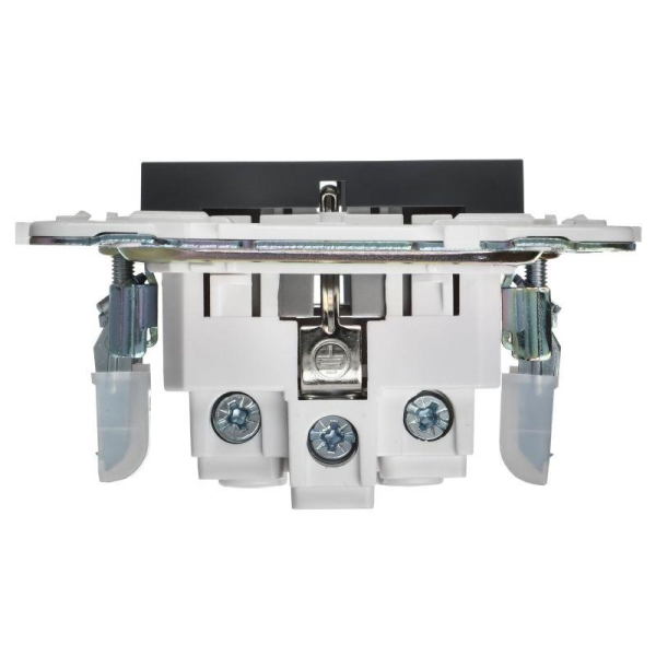 Розетка SKANDY 16А с заземл. без защ. шторок SK-R05T титан IEK SK-R11-16-K48