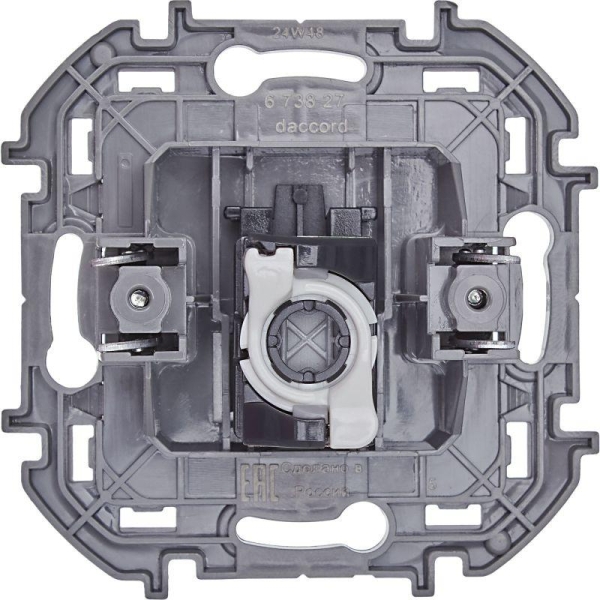 Розетка компьютерная Inspiria RJ45 кат.5E UTP алюм. IEK 673827 Розетка компьютерная Inspiria RJ45 кат.5E UTP алюм. IEK 673827