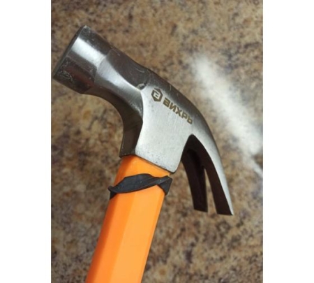 Молоток-гвоздодер 450г фибергласовая двухкомпонентн. ручка с магнитом Вихрь 73/6/8/8