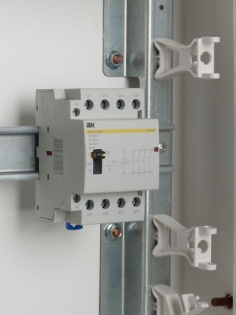 Контактор модульный КМ40-40МР AC с ручным управ. KARAT IEK MKK22-40-40