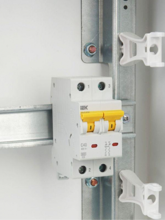 Выключатель автоматический модульный 2п C 40А 6кА ВА47-60M KARAT IEK MVA31-2-040-C Выключатель автоматический модульный 2п C 40А 6кА ВА47-60M KARAT IEK MVA31-2-040-C