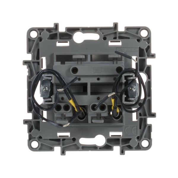 Выключатель 2-кл. СП Etika 10А IP20 250В 10AX с подсветкой/индикацией авт. зажимы механизм антрацит IEK 672604 Выключатель 2-кл. СП Etika 10А IP20 250В 10AX с подсветкой/индикацией авт. зажимы механизм антрацит IEK 672604