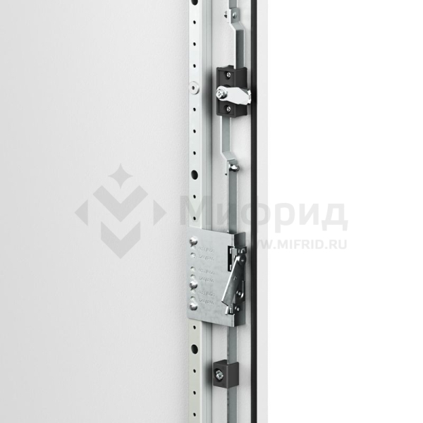 Корпус напольный RAM fit 1600х600х400мм без боков. вырезов DKC R6NFW166040