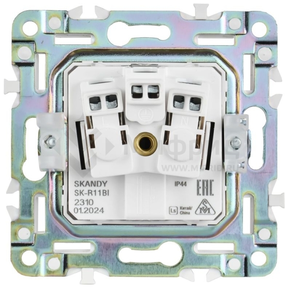 Розетка 1-м SKANDY 16А IP44 с заземл. защ. шторки с крышкой SK-R11Bl черн. IEK SK-R16-16-44-K02