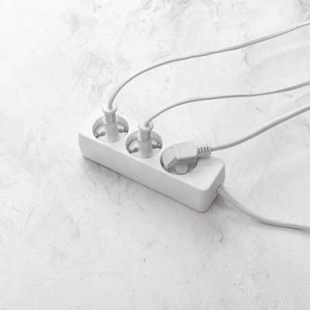 Удлинитель 3х3м с заземл. 3х0.75 бел. PROCONNECT 13-4209 Удлинитель 3х3м с заземл. 3х0.75 бел. PROCONNECT 13-4209