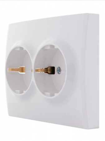 Розетка 2-м Karina Life с заземл. ПБТ бел. LEZARD 708-0200-127B Розетка 2-м Karina Life с заземл. ПБТ бел. LEZARD 708-0200-127B