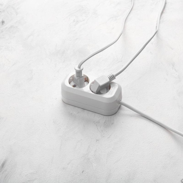 Удлинитель 2х3м с заземл. 3х0.75 бел. PROCONNECT 13-4203 Удлинитель 2х3м с заземл. 3х0.75 бел. PROCONNECT 13-4203