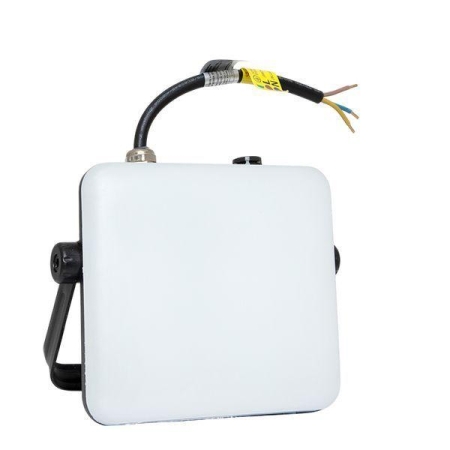Прожектор светодиодный СДО-4003 30Вт 4000К IP65 с равномерной засветкой LUMA EKF FLL-4003-30-4000 Прожектор светодиодный СДО-4003 30Вт 4000К IP65 с равномерной засветкой LUMA EKF FLL-4003-30-4000