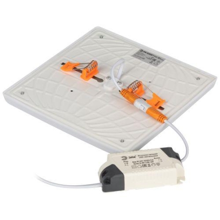 Светильник светодиодный LED 12-24-4K 24Вт 4000К встраив. квадратный регулируемый ЭРА Б0054328 Светильник светодиодный LED 12-24-4K 24Вт 4000К встраив. квадратный регулируемый ЭРА Б0054328