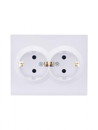 Розетка 2-м СП VESNA с заземл. со шторками ПБТ бел. LEZARD 742-0200-178B Розетка 2-м СП VESNA с заземл. со шторками ПБТ бел. LEZARD 742-0200-178B