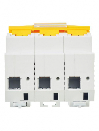 Выключатель автоматический модульный 3п D 40А 10кА ВА47-100 KARAT IEK MVA40-3-040-D Выключатель автоматический модульный 3п D 40А 10кА ВА47-100 KARAT IEK MVA40-3-040-D