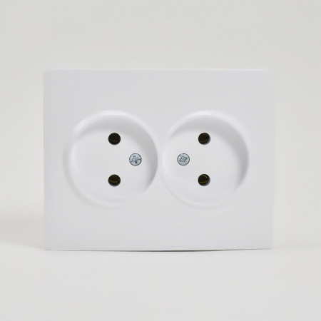 Розетка 2-м СП Karina 16А IP20 без заземл. термопласт бел. LEZARD 707-0200-128B Розетка 2-м СП Karina 16А IP20 без заземл. термопласт бел. LEZARD 707-0200-128B