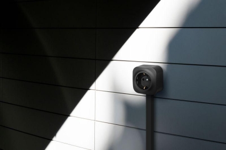 Розетка 1-м ОП Quteo 16А IP20 2P+E с заземл. без защ. шторок черн. матов. IEK 782472