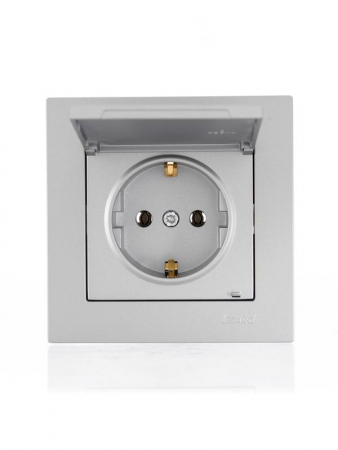 Розетка 1-м СП Vesna с заземл. с крышкой ПБТ механизм платина LEZARD 742-3588-123B Розетка 1-м СП Vesna с заземл. с крышкой ПБТ механизм платина LEZARD 742-3588-123B
