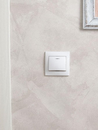 Выключатель 1-кл. СП Кварта 10А IP20 ВС10-1-1-КБ с индикацией бел. GENERICA EVK11-K01-10-DM