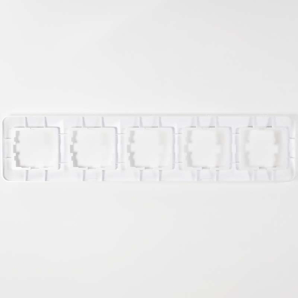 Рамка 5-м Karina Life горизонт. жемчуж./бел. перламутр LEZARD 708-3000-150 Рамка 5-м Karina Life горизонт. жемчуж./бел. перламутр LEZARD 708-3000-150