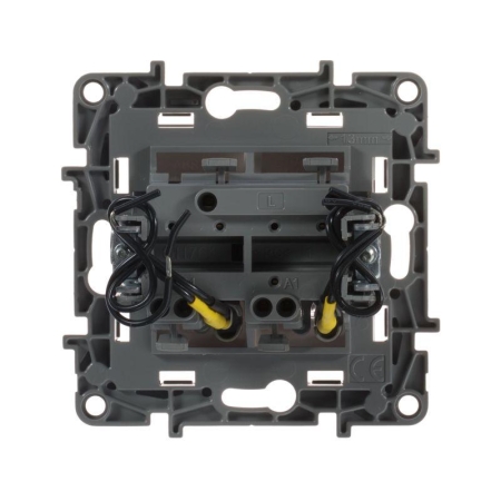 Выключатель 2-кл. СП Etika 10А IP20 250В 10AX с подсветкой/индикацией безвинтов. зажимы механизм бел. IEK 672204