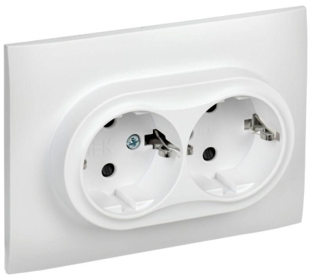 Розетка 2-м SKANDY 16А с заземл. защ. шторки в сборе SK-R07W арктич. бел. IEK SK-R24-16-K01-F