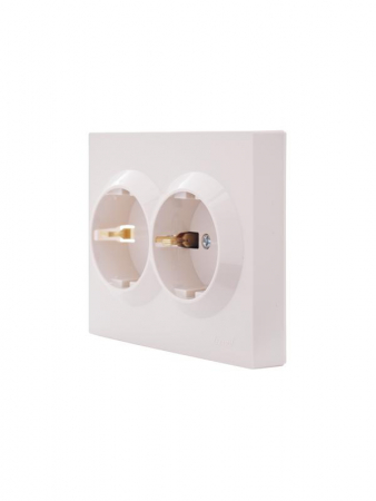 Розетка 2-м СП VESNA с заземл. со шторками ПБТ кремов. LEZARD 742-0300-178B Розетка 2-м СП VESNA с заземл. со шторками ПБТ кремов. LEZARD 742-0300-178B