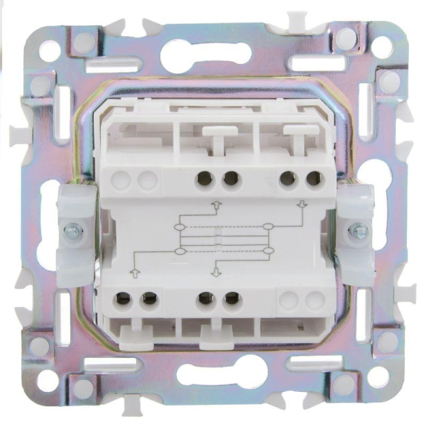 Выключатель перекрестный 1-кл. SKANDY 10А SK-V03W арктич. бел. IEK SK-V13-0-10-K01