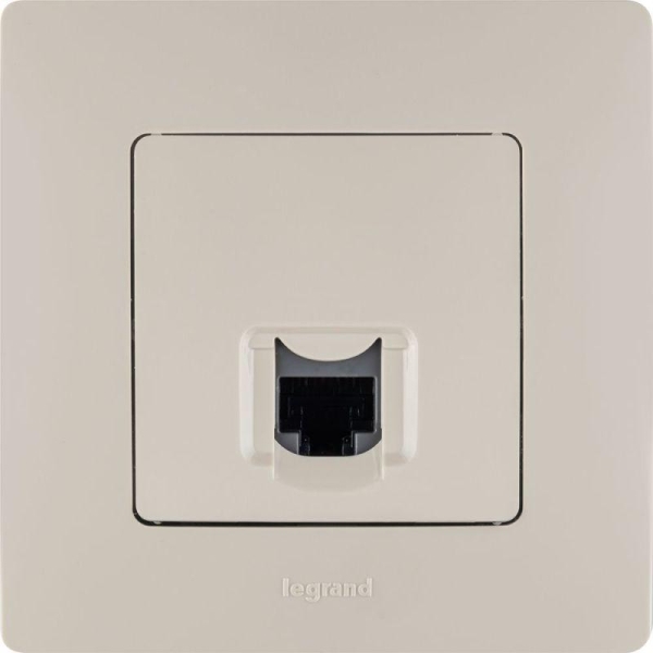 Розетка компьютерная 1-м СП Etika RJ45 кат.5E UTP механизм сл. кость IEK 672341 Розетка компьютерная 1-м СП Etika RJ45 кат.5E UTP механизм сл. кость IEK 672341