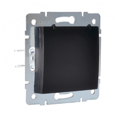Розетка 1-м СП Karina с заземл. с крышкой термопласт механизм черн. бархат LEZARD 707-4288-123B Розетка 1-м СП Karina с заземл. с крышкой термопласт механизм черн. бархат LEZARD 707-4288-123B