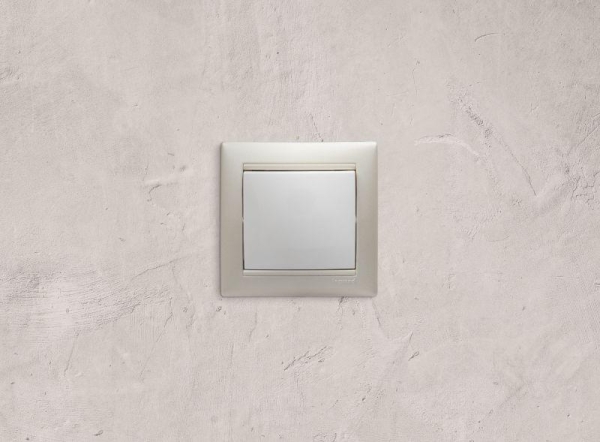 Выключатель 1-кл. СП Valena 10А IP31 250В механизм бел. IEK 774401 Выключатель 1-кл. СП Valena 10А IP31 250В механизм бел. IEK 774401