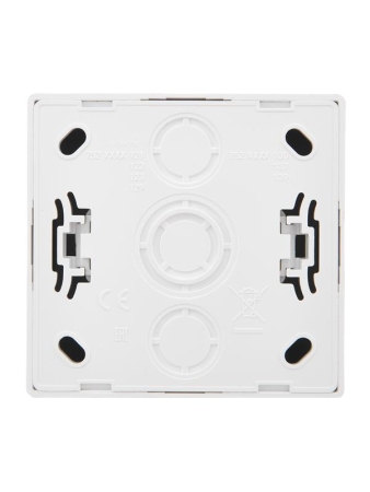 Розетка 1-мест. с заземл. с крышкой LETO ПБТ бел. LEZARD 752-0200-123B Розетка 1-мест. с заземл. с крышкой LETO ПБТ бел. LEZARD 752-0200-123B