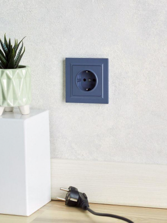 Рамка 1-м BRITE РУ-1-БрМ маренго IEK BR-M12-K35 Рамка 1-м BRITE РУ-1-БрМ маренго IEK BR-M12-K35