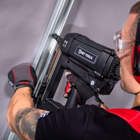 Пистолет монтажный газовый GCN-40 ПРОФИ КВТ 102360