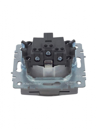 Розетка BRITE РСбш10-3-44-БрС 16А IP44 с заземл. защ. шторки с крышкой механизм сталь IEK BR-R16-16-44-K46 Розетка BRITE РСбш10-3-44-БрС 16А IP44 с заземл. защ. шторки с крышкой механизм сталь IEK BR-R16-16-44-K46