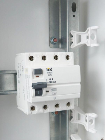 Выключатель дифференциального тока (УЗО) 4п 40А 300мА тип AC ВДТ R10N ARMAT IEK AR-R10N-4-040C300 Выключатель дифференциального тока (УЗО) 4п 40А 300мА тип AC ВДТ R10N ARMAT IEK AR-R10N-4-040C300