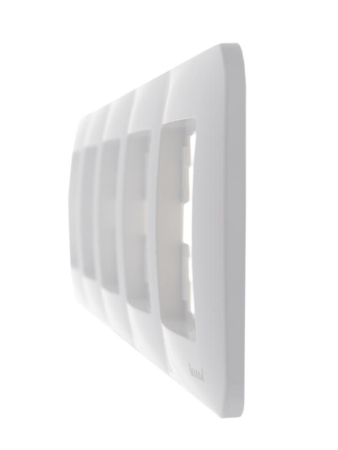 Рамка 5-м Karina Life горизонт. бел. LEZARD 708-0200-150 Рамка 5-м Karina Life горизонт. бел. LEZARD 708-0200-150