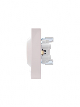 Розетка 2-м СП VESNA с заземл. со шторками ПБТ кремов. LEZARD 742-0300-178B Розетка 2-м СП VESNA с заземл. со шторками ПБТ кремов. LEZARD 742-0300-178B