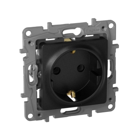 Розетка 1-м СП Etika 16А IP20 250В 2P+E с заземл. немецк. стандарт винтов. клеммы механизм антрацит IEK 672621 Розетка 1-м СП Etika 16А IP20 250В 2P+E с заземл. немецк. стандарт винтов. клеммы механизм антрацит IEK 672621