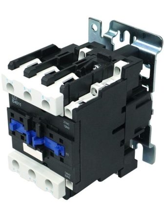 Контактор LC1E40Q5 3п 40А 380В AC 1НО+1НЗ Электротехник ET014332 Контактор LC1E40Q5 3п 40А 380В AC 1НО+1НЗ Электротехник ET014332