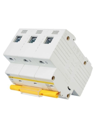 Выключатель автоматический модульный 3п C 32А 10кА ВА47-100 KARAT IEK MVA40-3-032-C Выключатель автоматический модульный 3п C 32А 10кА ВА47-100 KARAT IEK MVA40-3-032-C