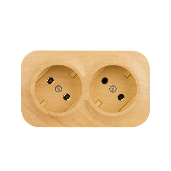 Розетка 2-м ОП Quteo 16А IP20 250В 2х2P без заземл. без защ. шторок дерево IEK 782281 Розетка 2-м ОП Quteo 16А IP20 250В 2х2P без заземл. без защ. шторок дерево IEK 782281