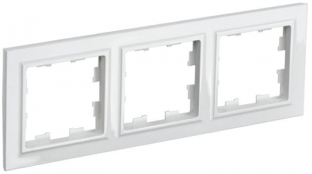 Рамка 3-м BRITE РУ-3-БрБ бел. IEK BR-M32-K01 Рамка 3-м BRITE РУ-3-БрБ бел. IEK BR-M32-K01