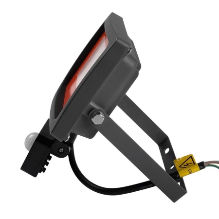 Прожектор светодиодный PFL-SC SENSOR 30Вт 6500К IP54 190-260В ДО закален. матов. стекло датчик движения инфракрасный JazzWay 5001411 Прожектор светодиодный PFL-SC SENSOR 30Вт 6500К IP54 190-260В ДО закален. матов. стекло датчик движения инфракрасный JazzWay 5001411