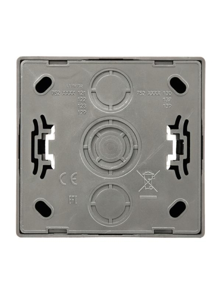 Розетка 1-мест. с заземл. с крышкой LETO ПБТ платина LEZARD 752-3500-123B