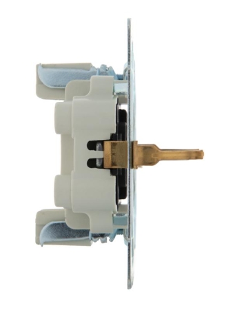 Розетка 2-м СП Karina с заземл. термопласт жемчуж./бел. перламутр. LEZARD 707-3000-127B Розетка 2-м СП Karina с заземл. термопласт жемчуж./бел. перламутр. LEZARD 707-3000-127B