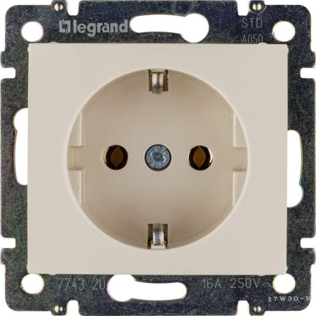Розетка 1-м СП Valena 16А IP20 с заземл. на винтах механизм сл. кость IEK 774320 Розетка 1-м СП Valena 16А IP20 с заземл. на винтах механизм сл. кость IEK 774320