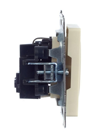 Розетка BRITE РС14-1-0-БрКр 16А с заземл. защ. шторки механизм беж. IEK BR-R14-16-K10 Розетка BRITE РС14-1-0-БрКр 16А с заземл. защ. шторки механизм беж. IEK BR-R14-16-K10