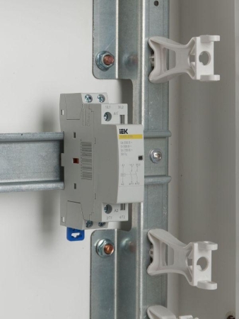 Контактор модульный КМ20-20М AC KARAT IEK MKK11-20-20 Контактор модульный КМ20-20М AC KARAT IEK MKK11-20-20