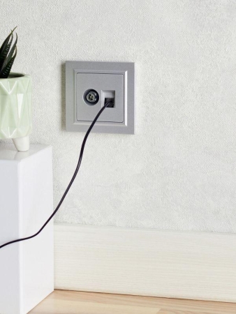 Розетка компьютерная + телевизионная 2-м Brite РТВ/РК12-БрА RJ45 кат.5E + TV механизм алюм. IEK BR-AK20-1-K47 Розетка компьютерная + телевизионная 2-м Brite РТВ/РК12-БрА RJ45 кат.5E + TV механизм алюм. IEK BR-AK20-1-K47