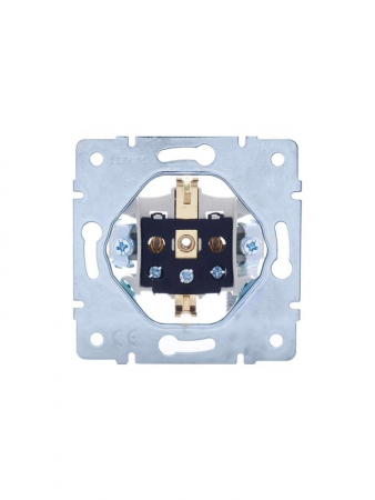 Розетка 1-м СП Vesna с заземл. защ. шторки ПБТ механизм крем. LEZARD 742-0388-124B Розетка 1-м СП Vesna с заземл. защ. шторки ПБТ механизм крем. LEZARD 742-0388-124B