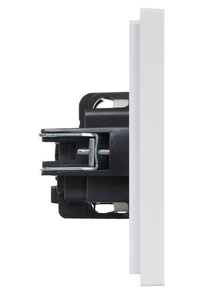 Розетка СП FORTE&PIANO FP216 16А с заземл. без защ. шторок винт. крепл. бел. IEK FP-R11-16-K01