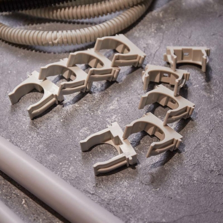 Держатель для труб (клипса) d32мм для монтажного пистолета сер. Rexant 28-0432-1