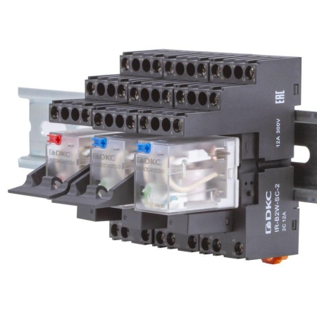 Реле одиночное 230В AC до 6А 4 прекидн. контакта DKC IR-230AC-4CO-D